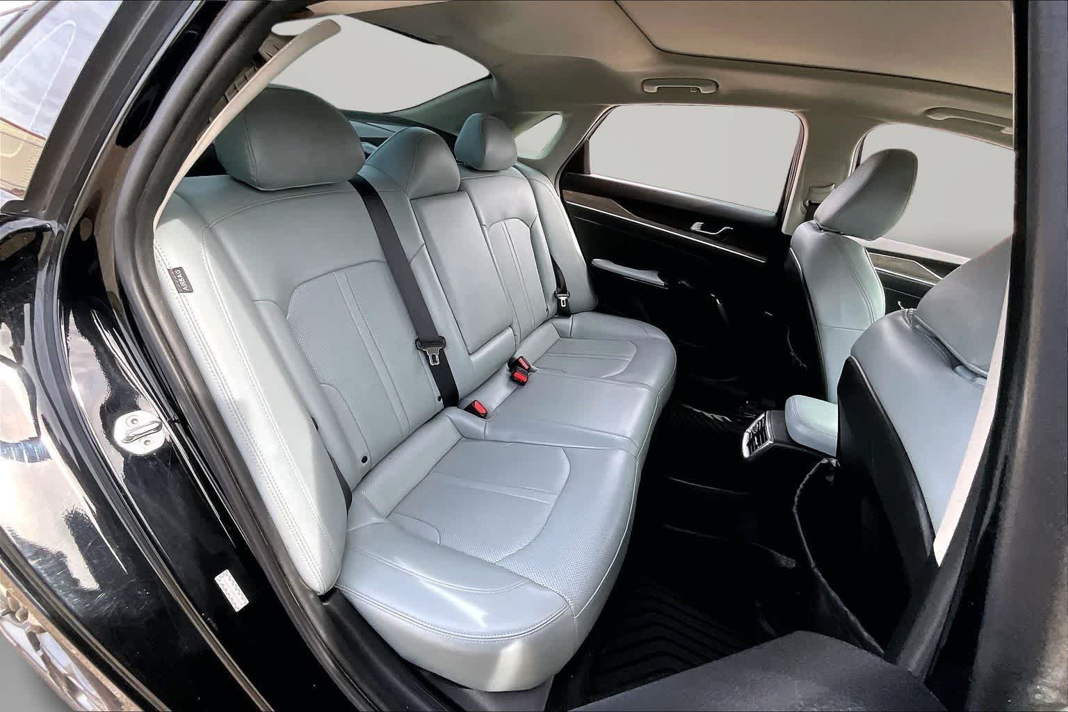 Thumbnail: 2022 Kia K5 - 25