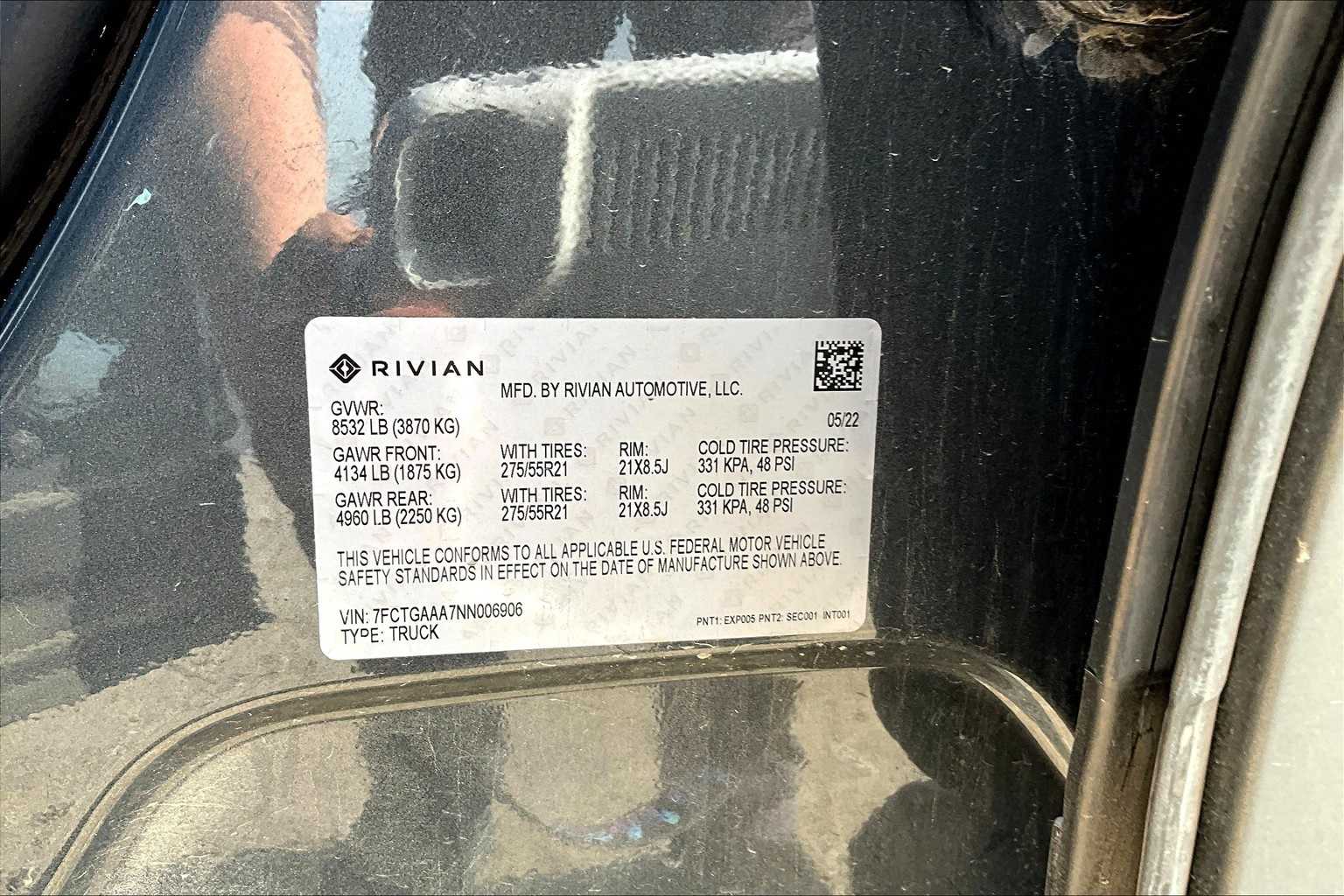 Thumbnail: 2022 Rivian R1T - 32