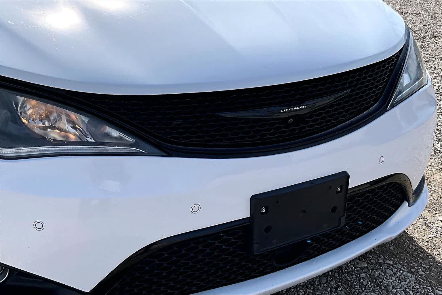 Thumbnail: 2019 Chrysler Pacifica - 25