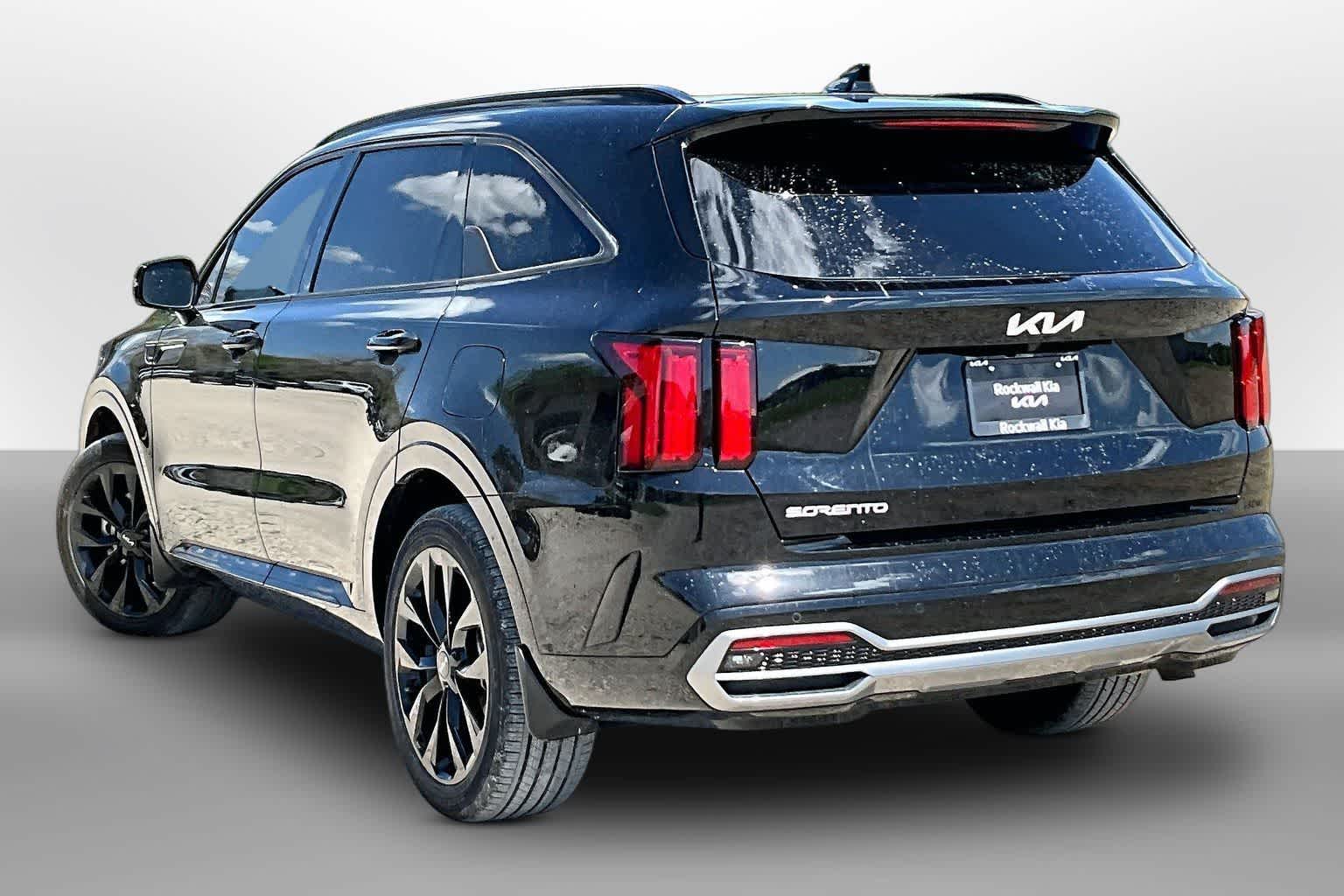 Thumbnail: 2023 Kia Sorento - 10