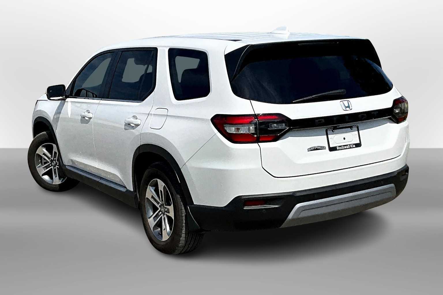 Thumbnail: 2024 Honda Pilot - 11