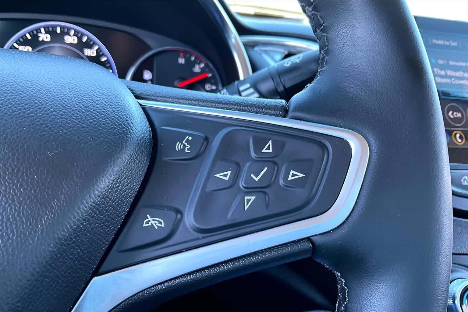 Thumbnail: 2023 Chevrolet Malibu - 18