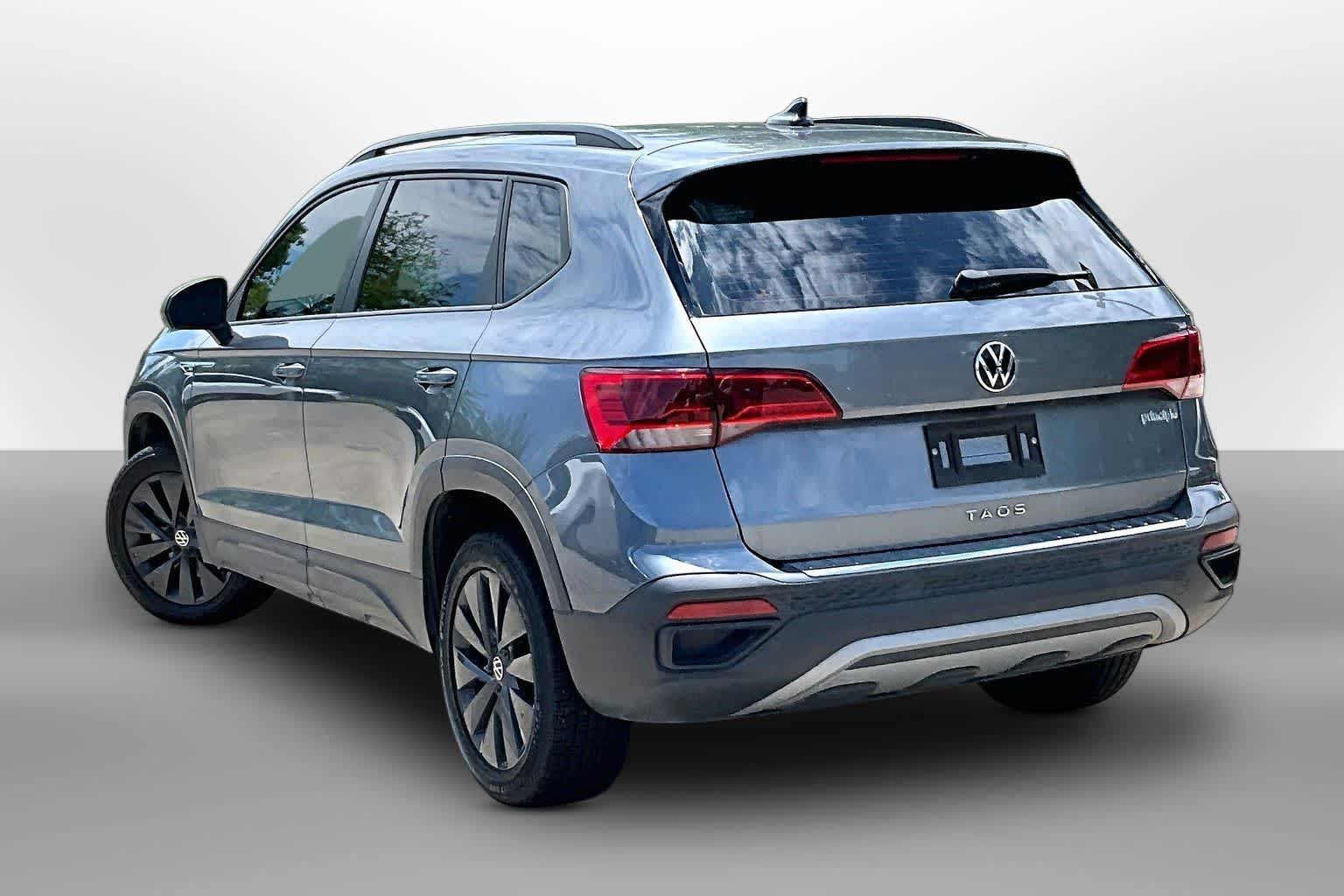 Thumbnail: 2023 Volkswagen Taos - 11