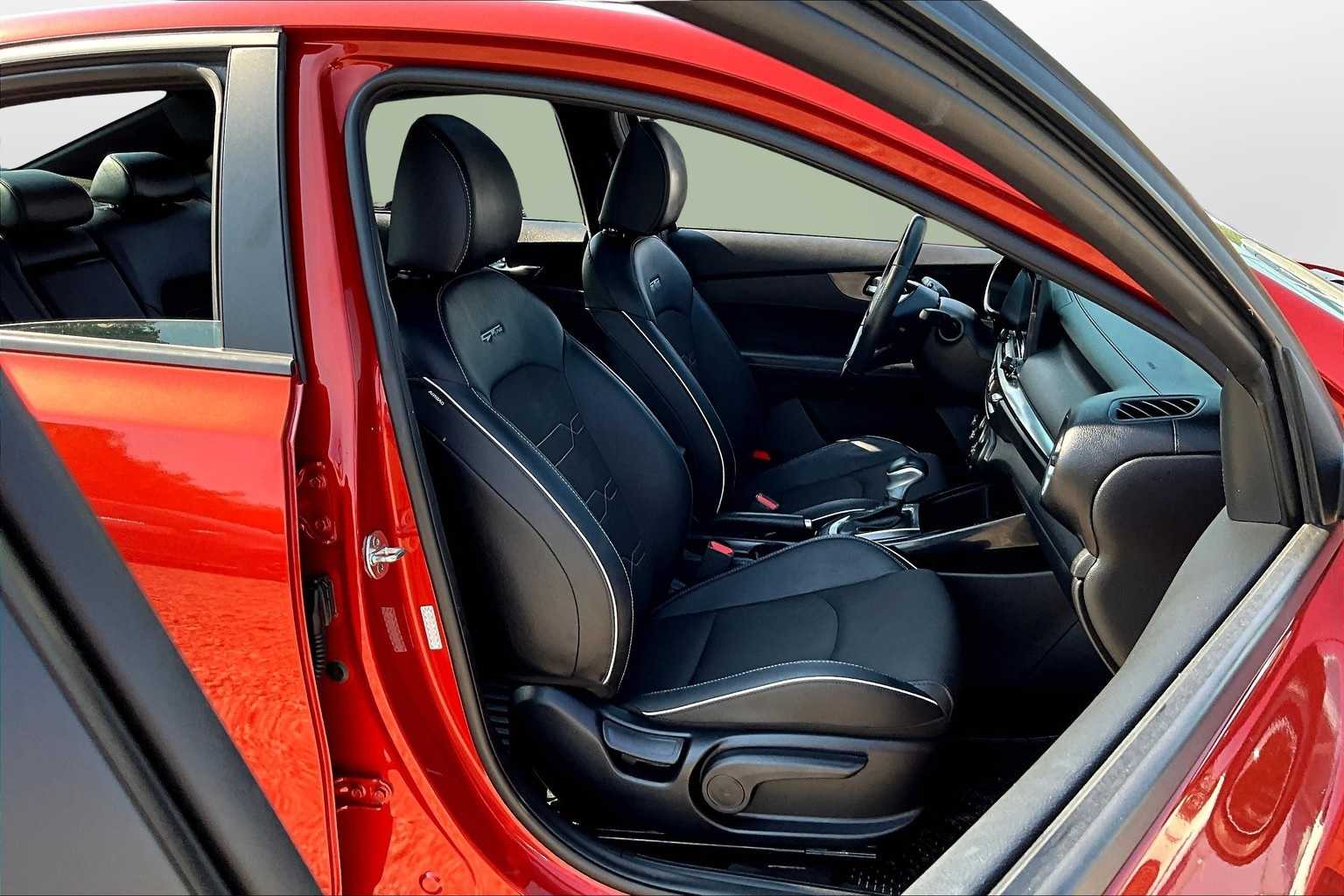 Thumbnail: 2020 Kia Forte - 7