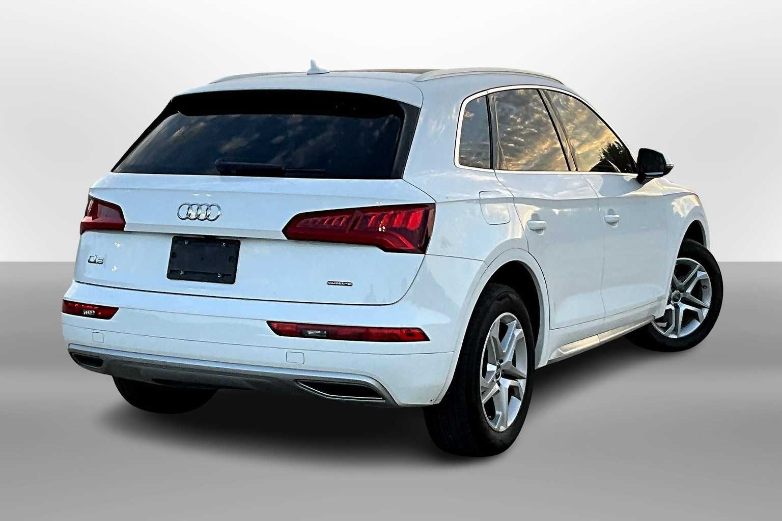 Thumbnail: 2019 Audi Q5 - 2