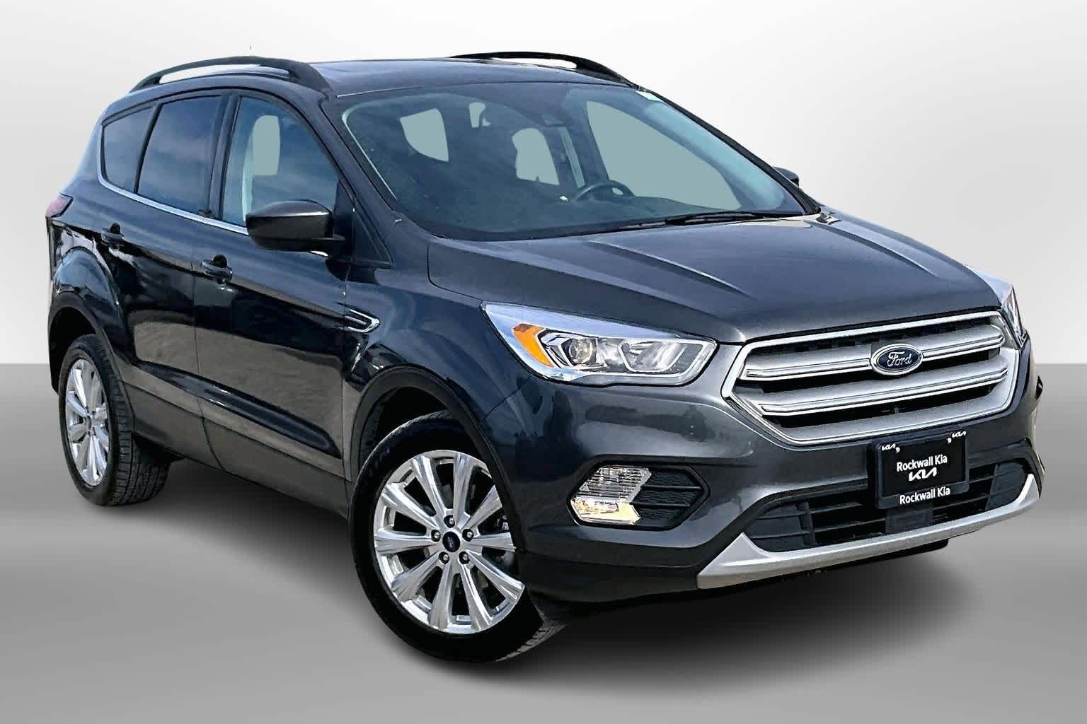 Thumbnail: 2019 Ford Escape - 10