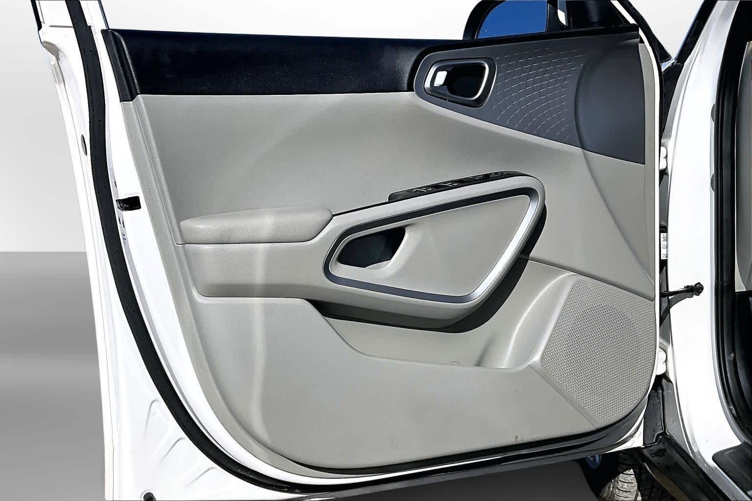 Thumbnail: 2022 Kia Soul - 17