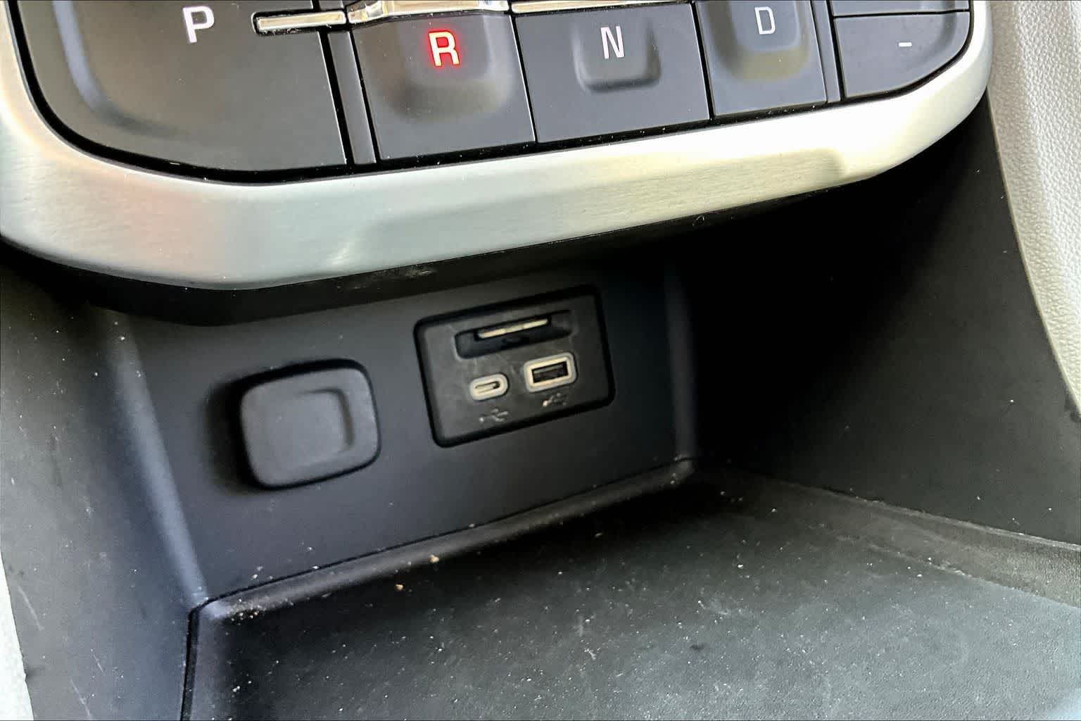 Thumbnail: 2020 GMC Acadia - 20