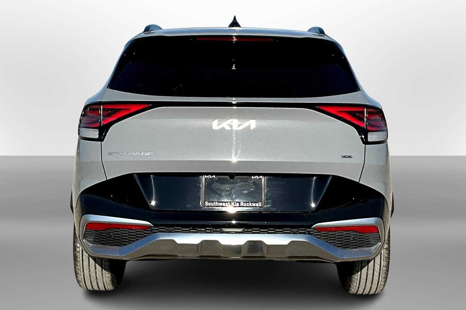 2024 Kia Sportage photo 3