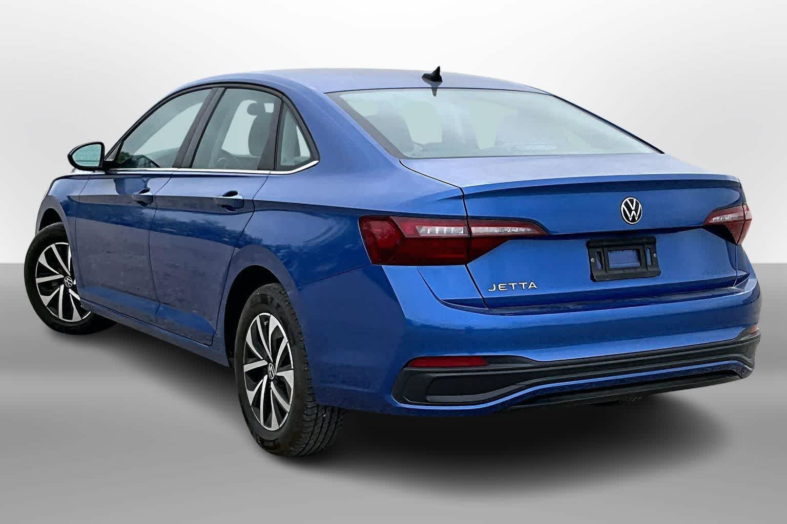 Thumbnail: 2022 Volkswagen Jetta - 11