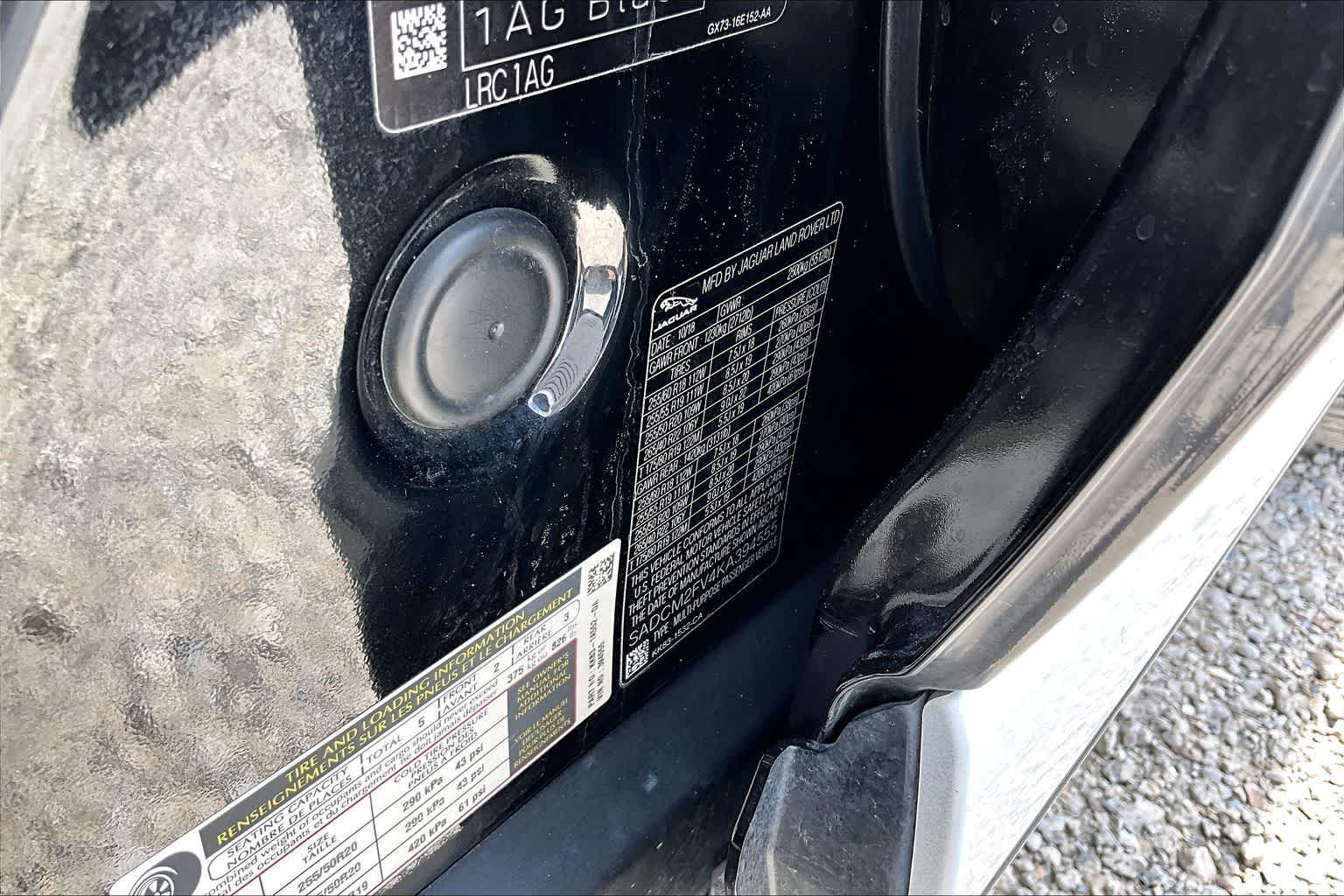 Thumbnail: 2019 Jaguar F-Pace - 26