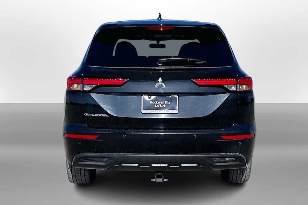 Used 2022 Mitsubishi Outlander ES CUV