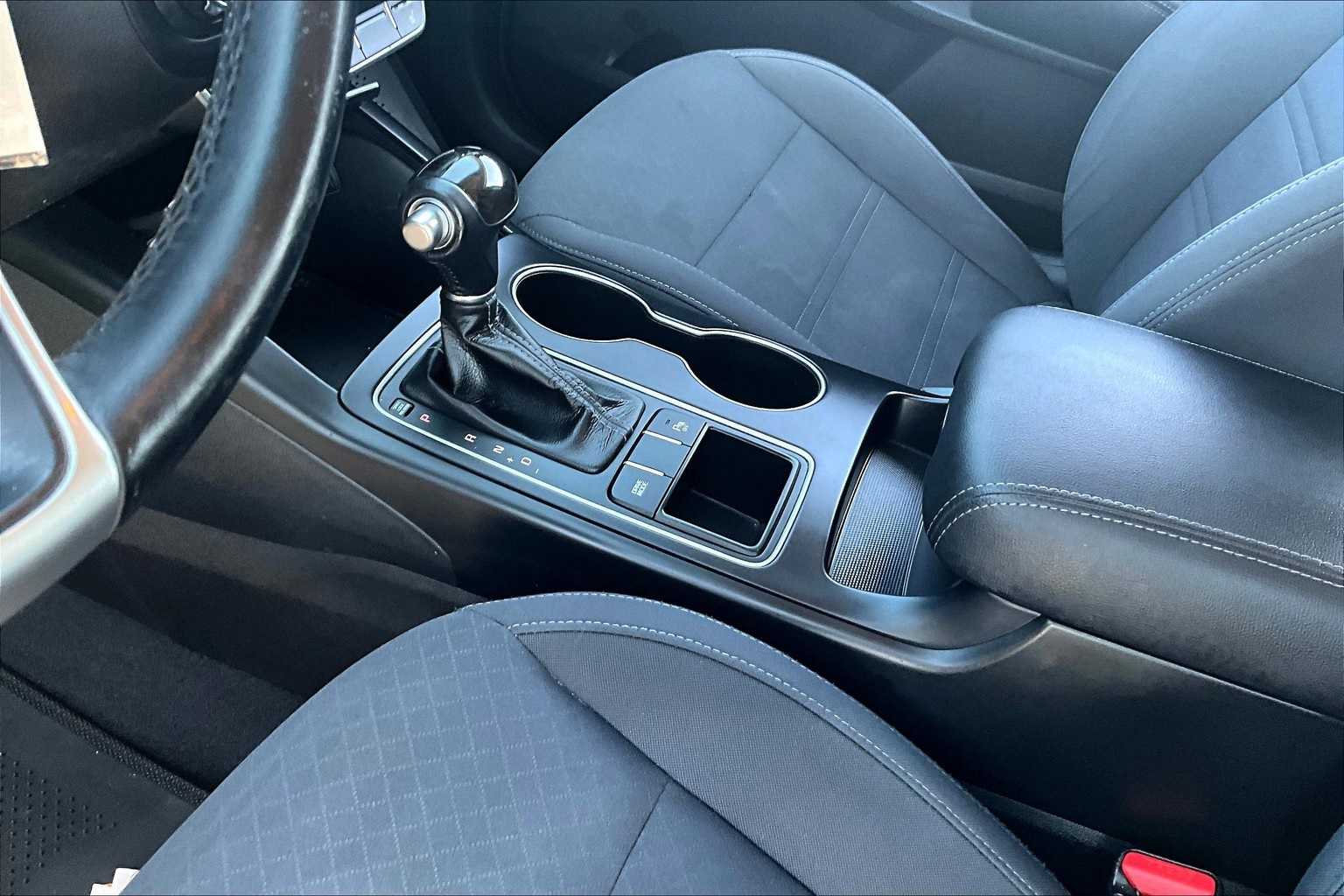 Thumbnail: 2016 Kia Sorento - 13