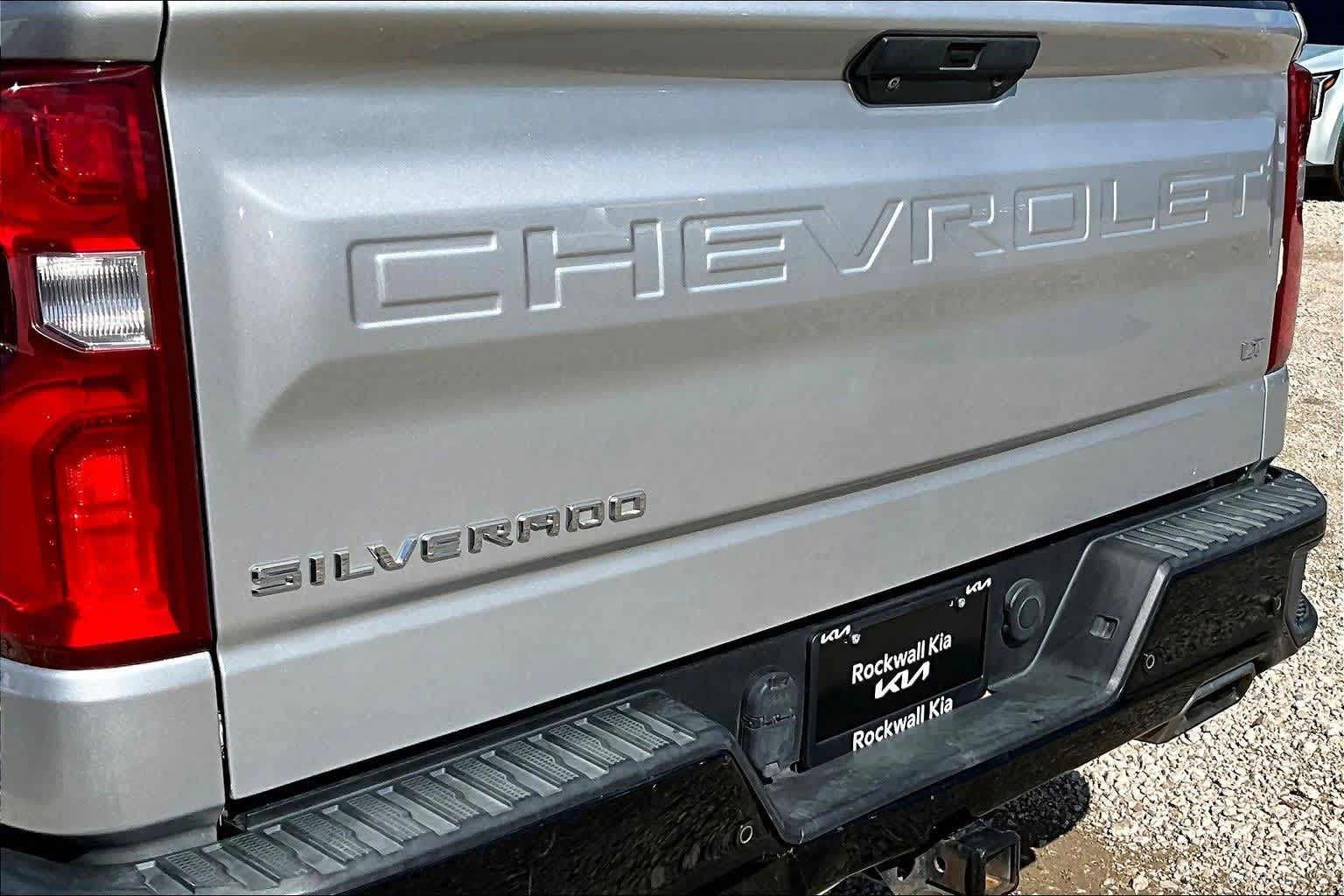 Thumbnail: 2020 Chevrolet Silverado 1500 - 32