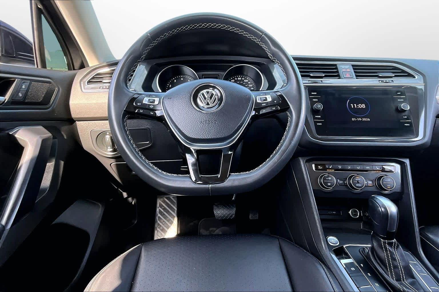 Thumbnail: 2021 Volkswagen Tiguan - 5