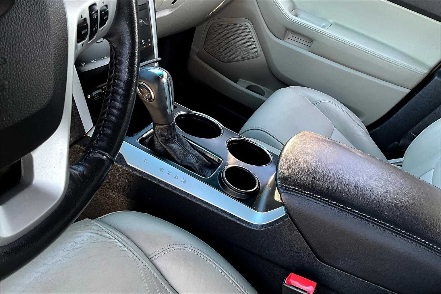 Thumbnail: 2013 Ford Explorer - 13