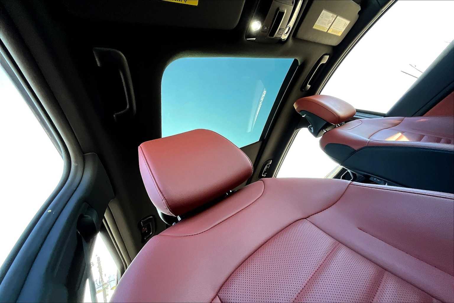 Thumbnail: 2023 Kia Sportage - 16