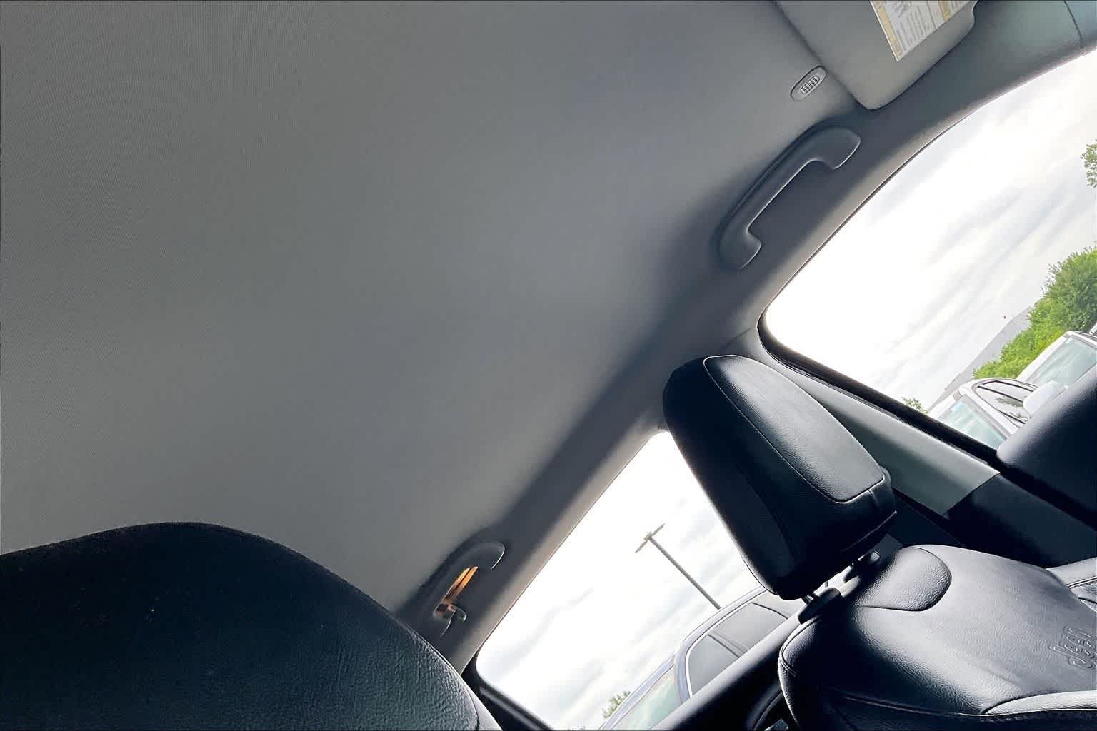 Thumbnail: 2021 Jeep Compass - 16