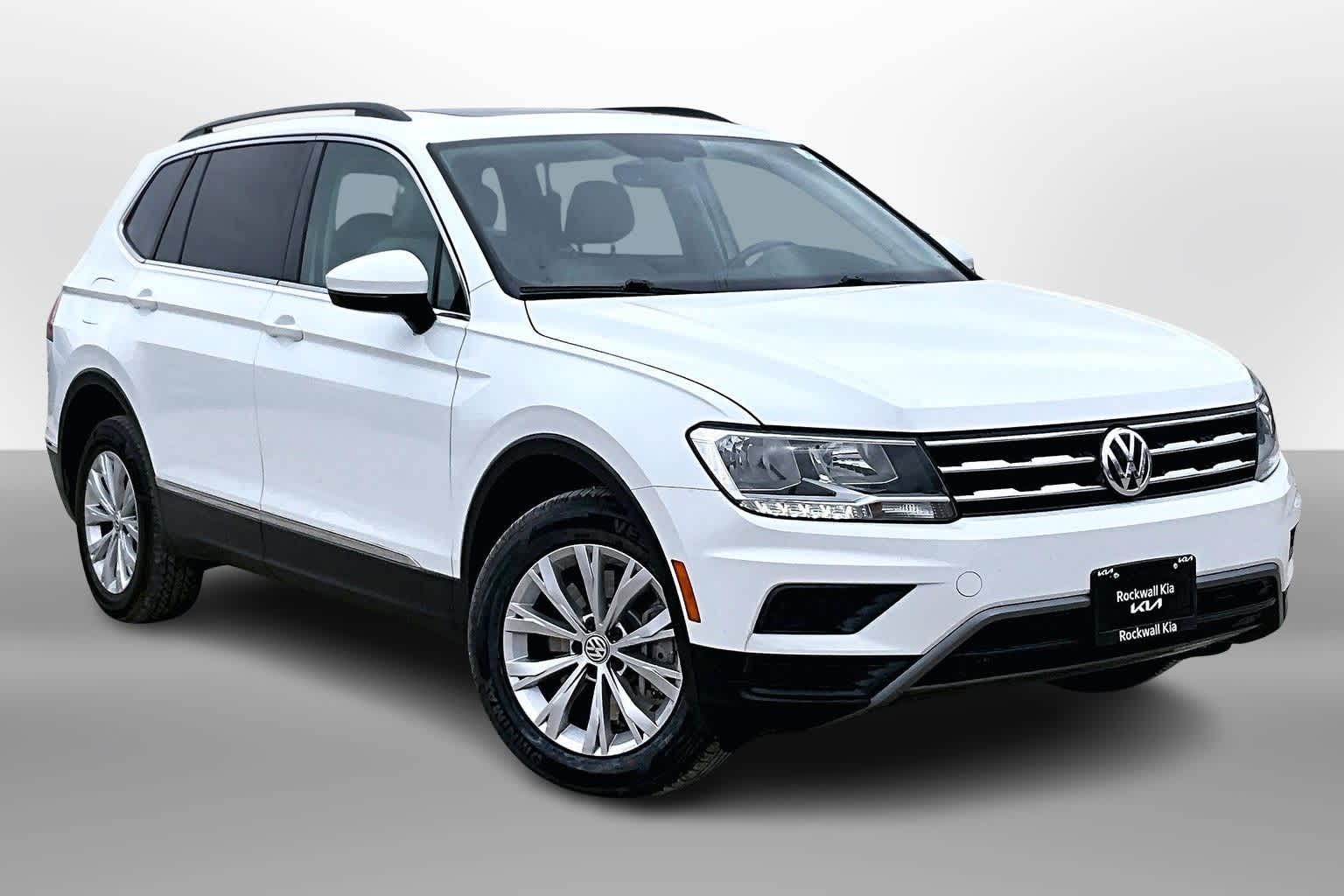 Thumbnail: 2018 Volkswagen Tiguan - 10