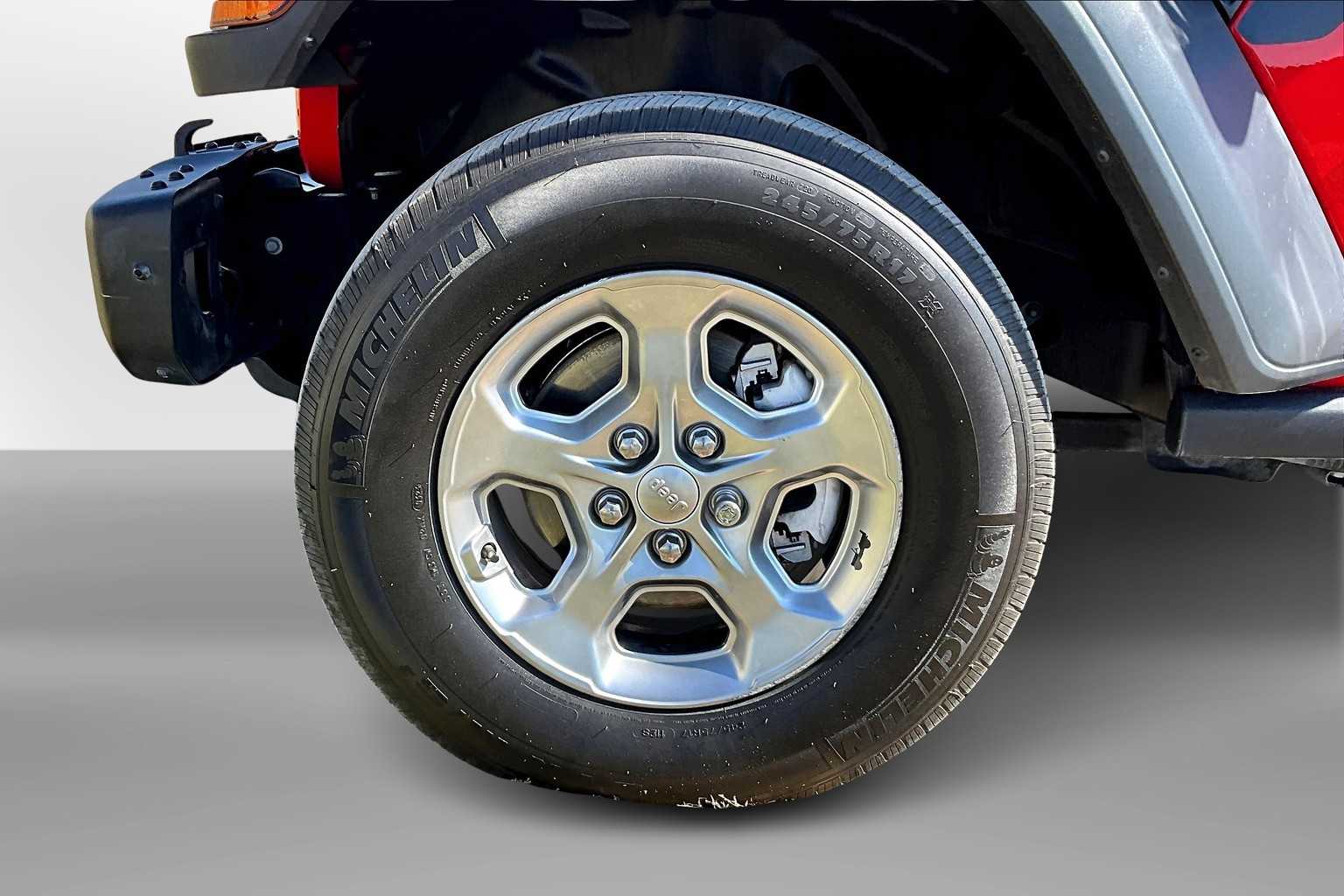 Thumbnail: 2021 Jeep Wrangler - 8