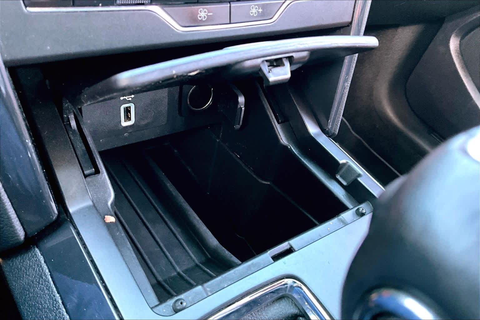 Thumbnail: 2019 Ford Explorer - 22