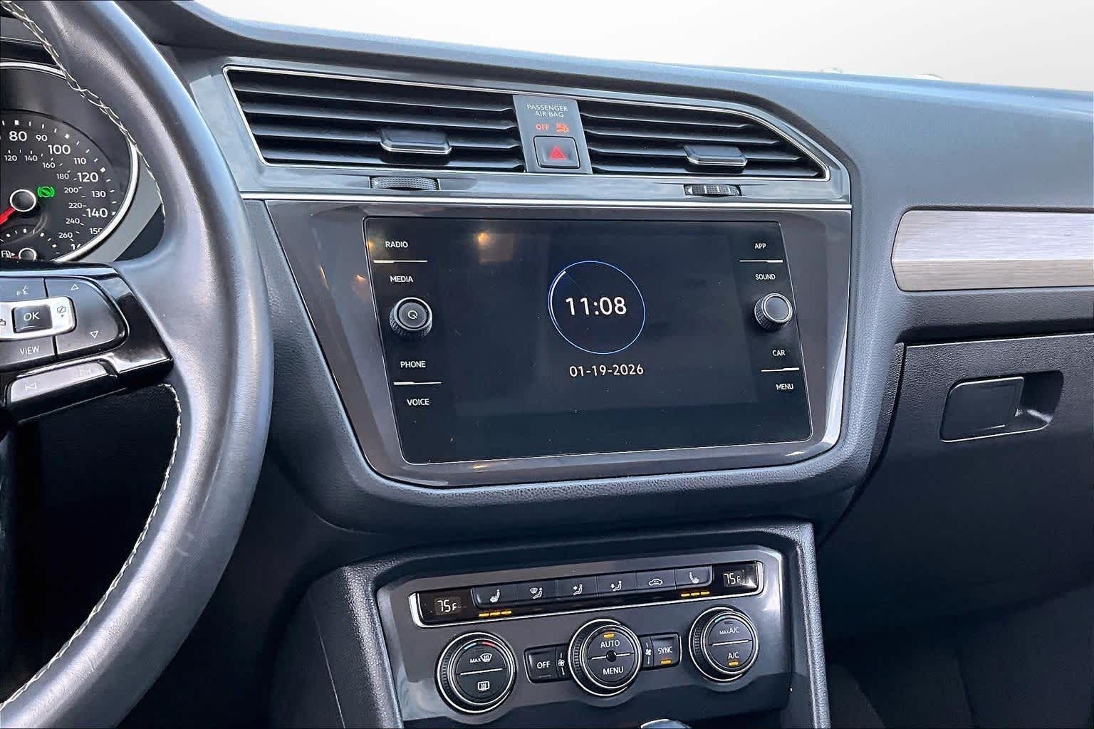 Thumbnail: 2021 Volkswagen Tiguan - 6