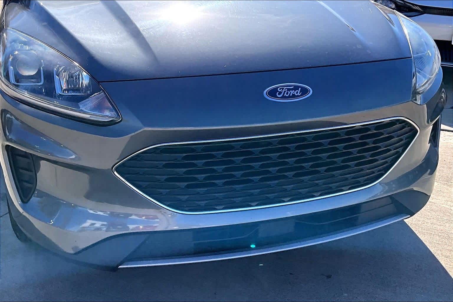 Thumbnail: 2022 Ford Escape - 28