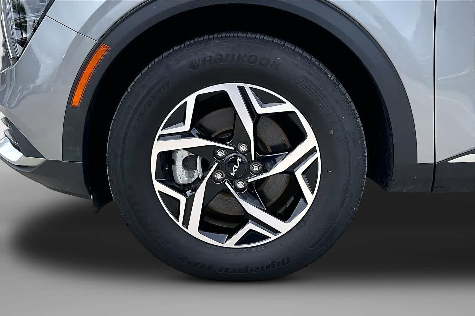 Thumbnail: 2024 Kia Sportage - 8