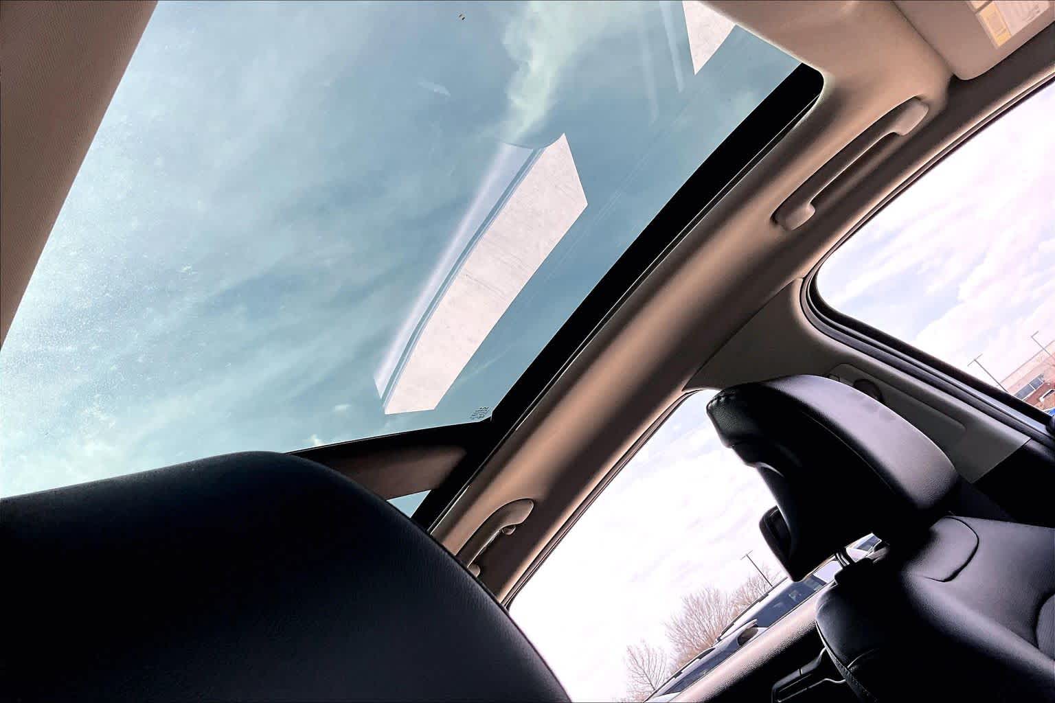 Thumbnail: 2024 Kia Sportage - 16