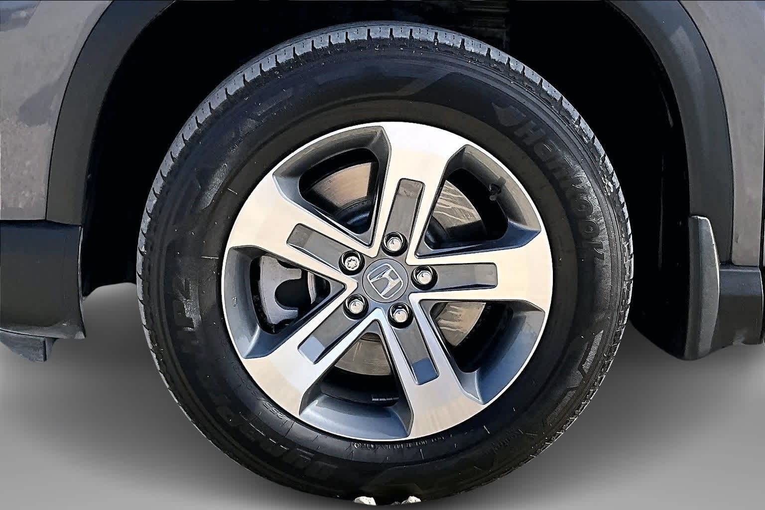 Thumbnail: 2023 Honda Pilot - 9