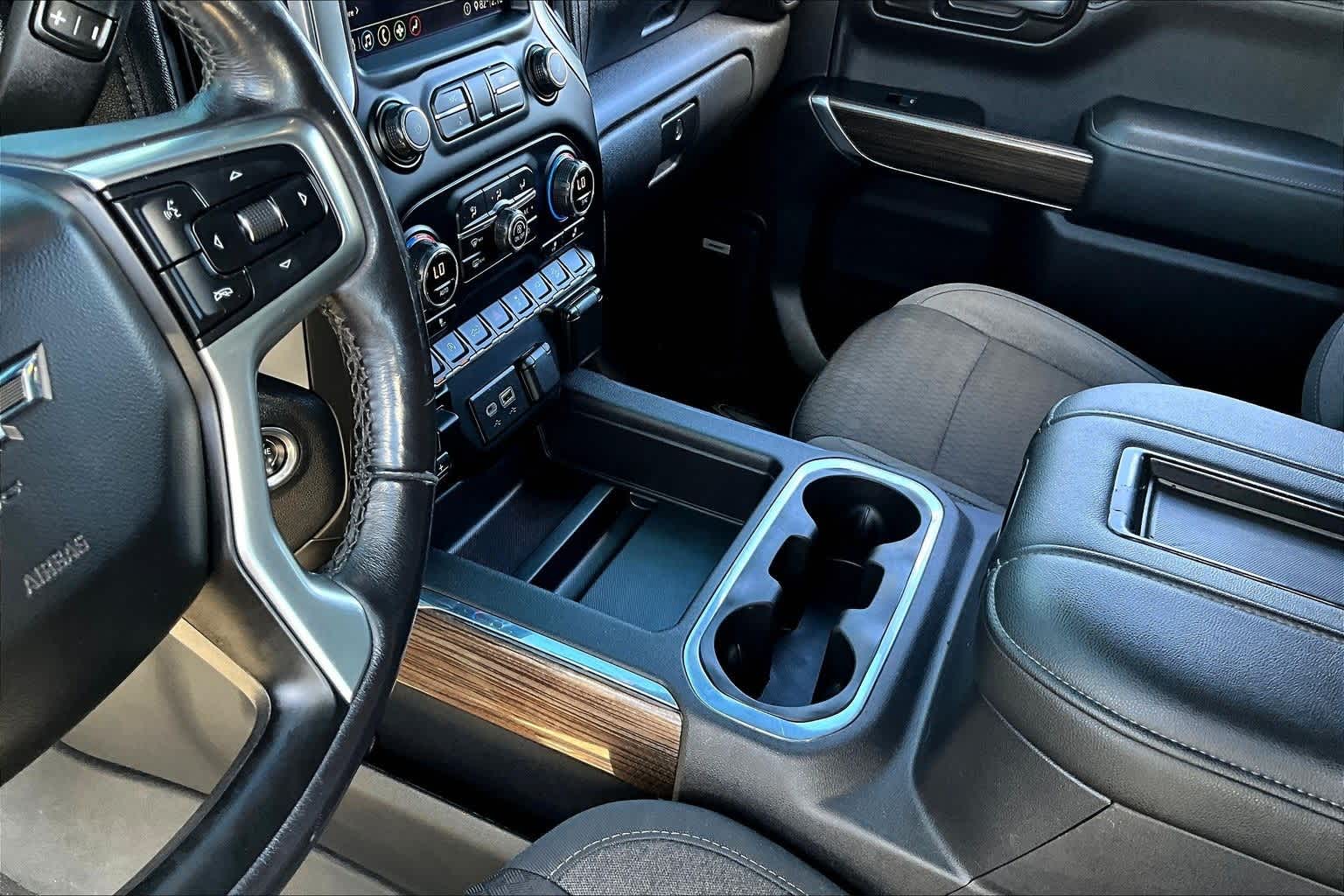 Thumbnail: 2020 Chevrolet Silverado 1500 - 13