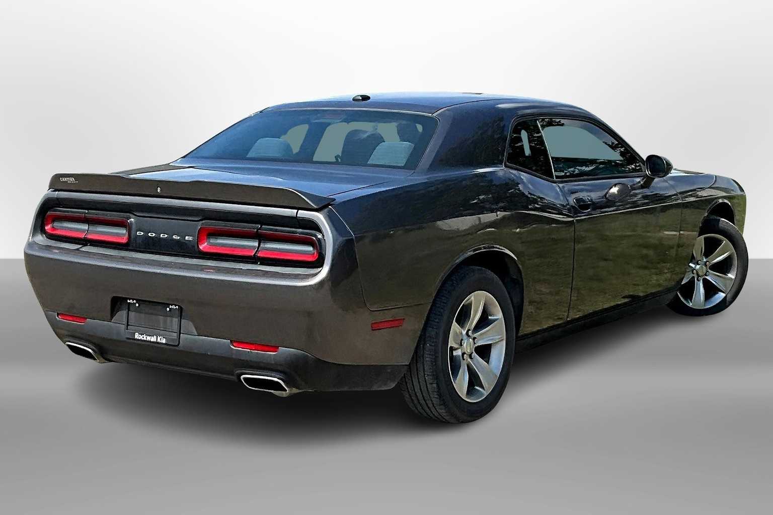 Thumbnail: 2018 Dodge Challenger - 2