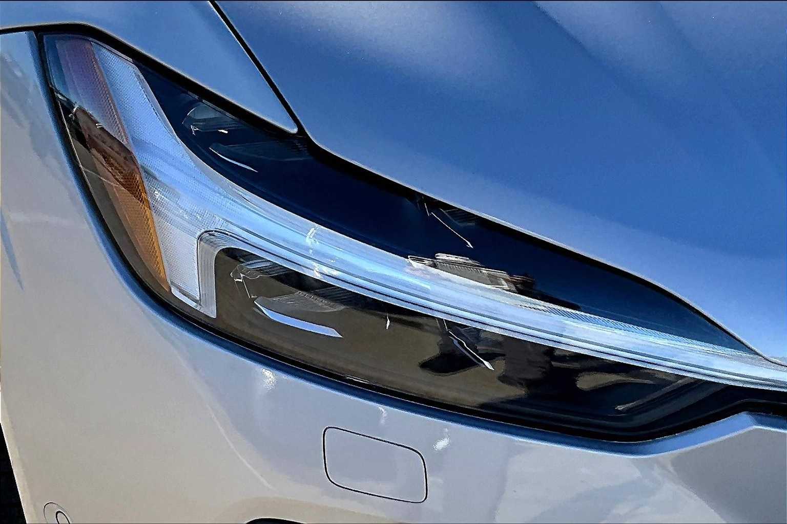 Thumbnail: 2023 Volvo XC60 - 29