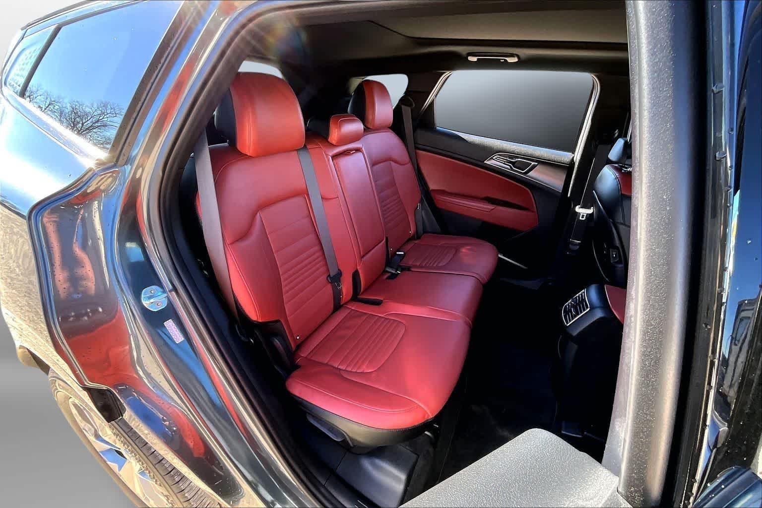 Thumbnail: 2023 Kia Sportage - 28