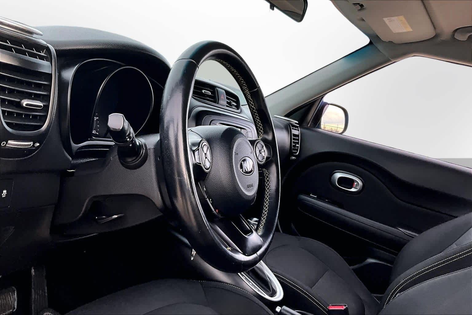 Thumbnail: 2016 Kia Soul - 12