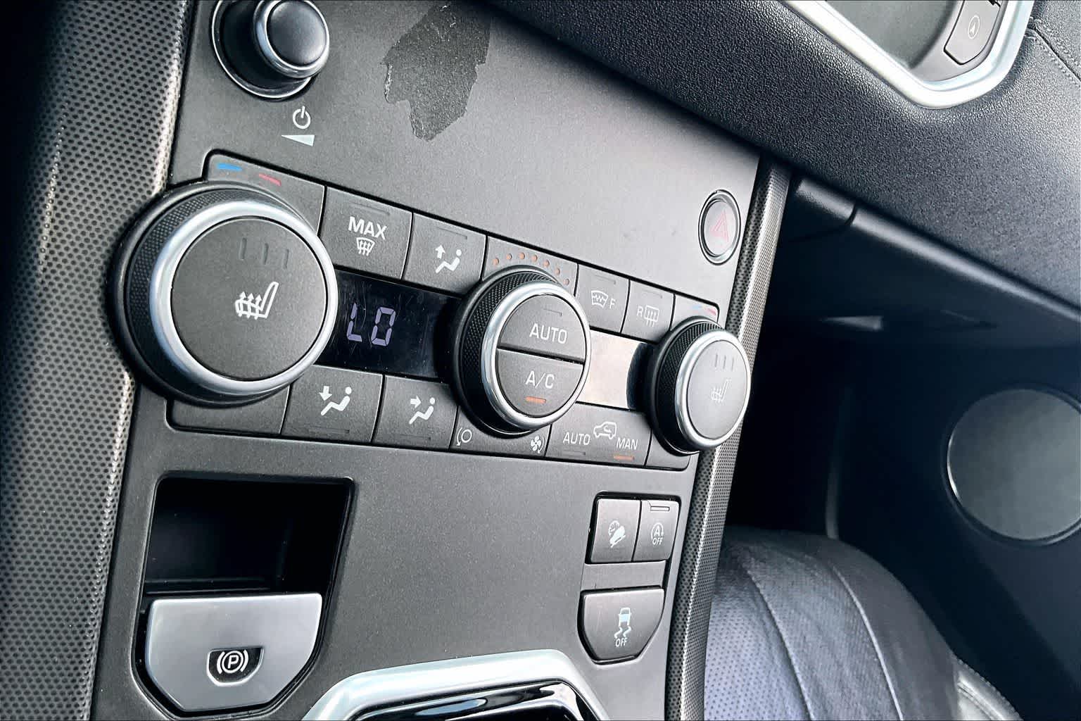 Thumbnail: 2019 Land Rover Range Rover Evoque - 19