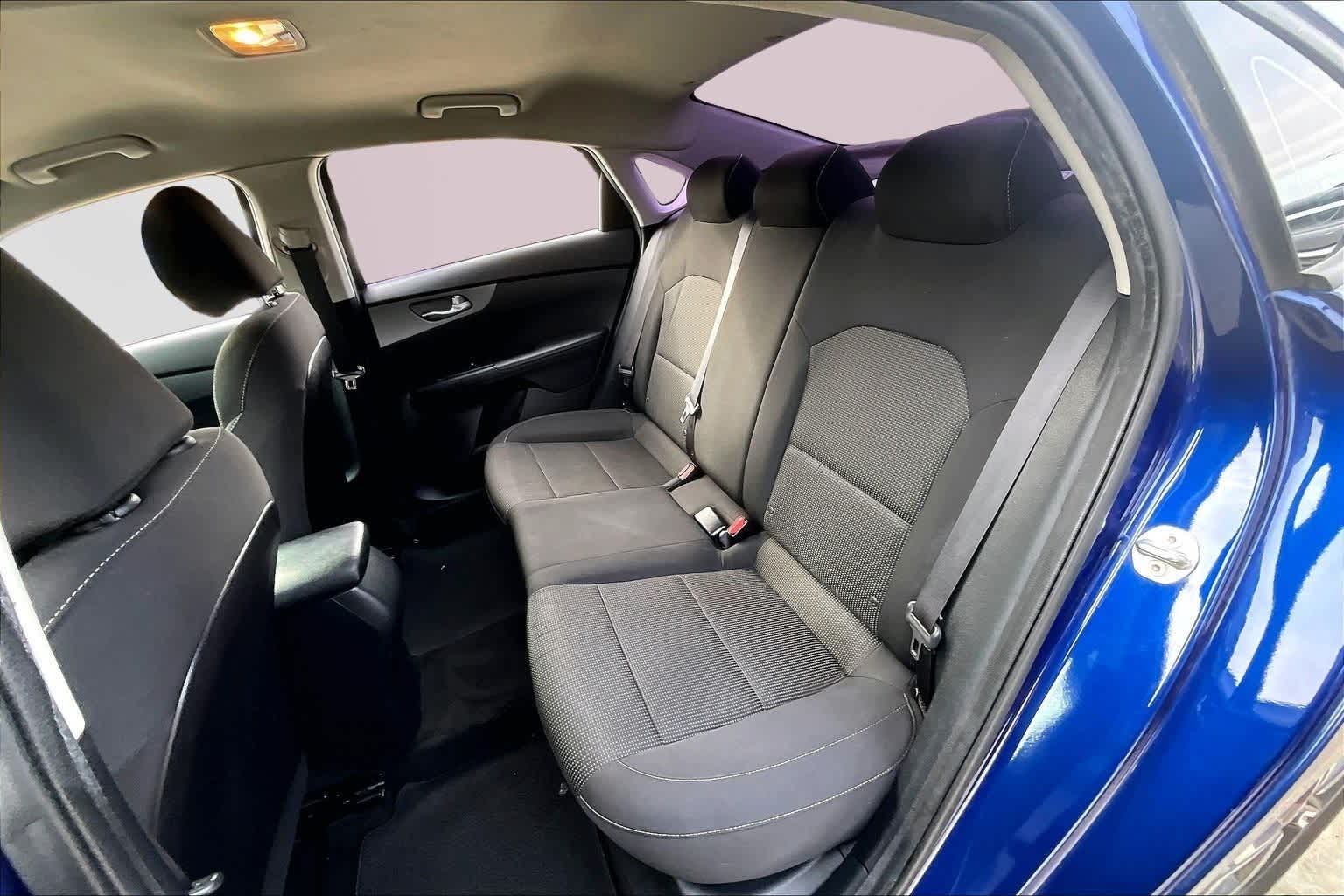 Thumbnail: 2019 Kia Forte - 24