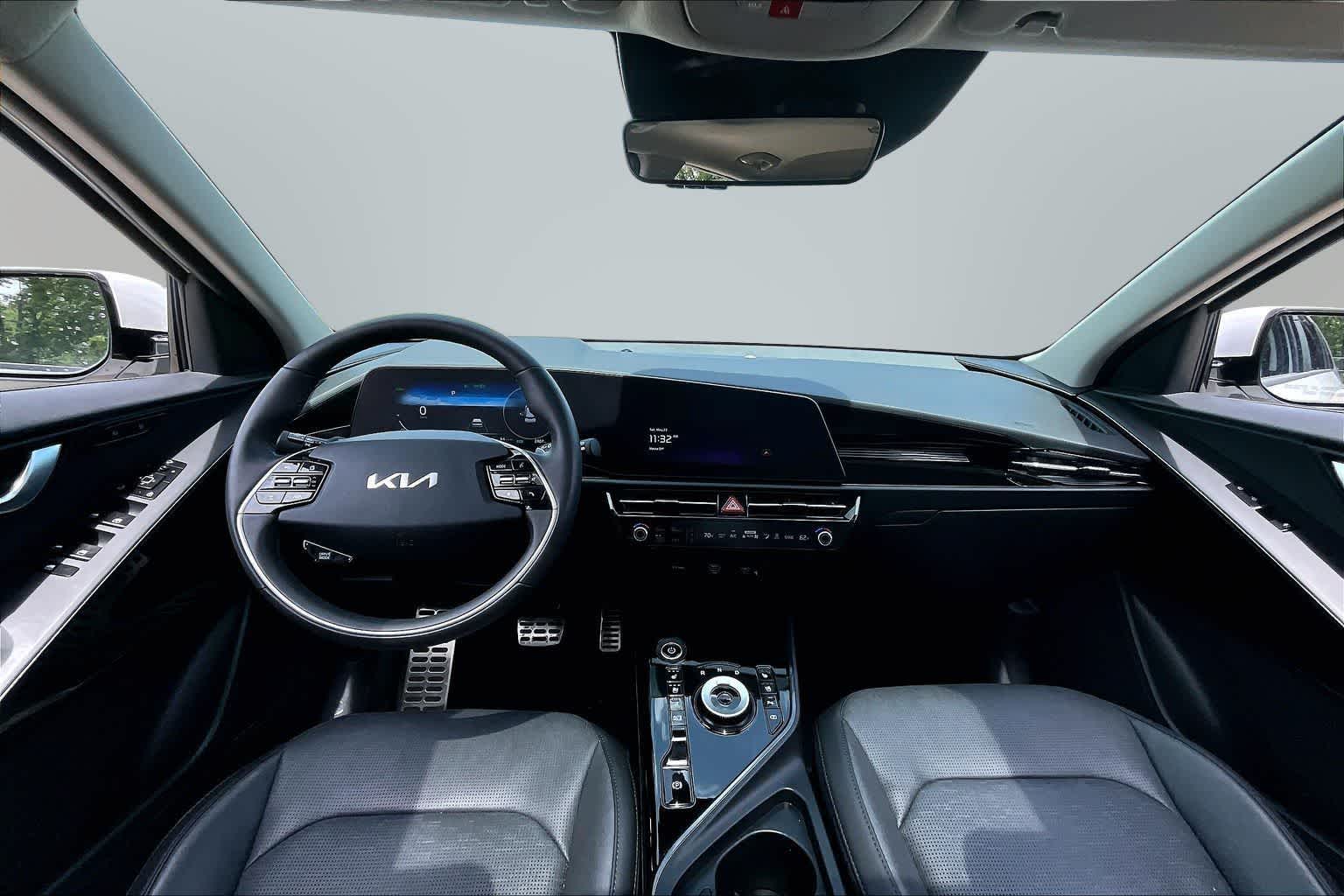 Thumbnail: 2024 Kia Niro - 13