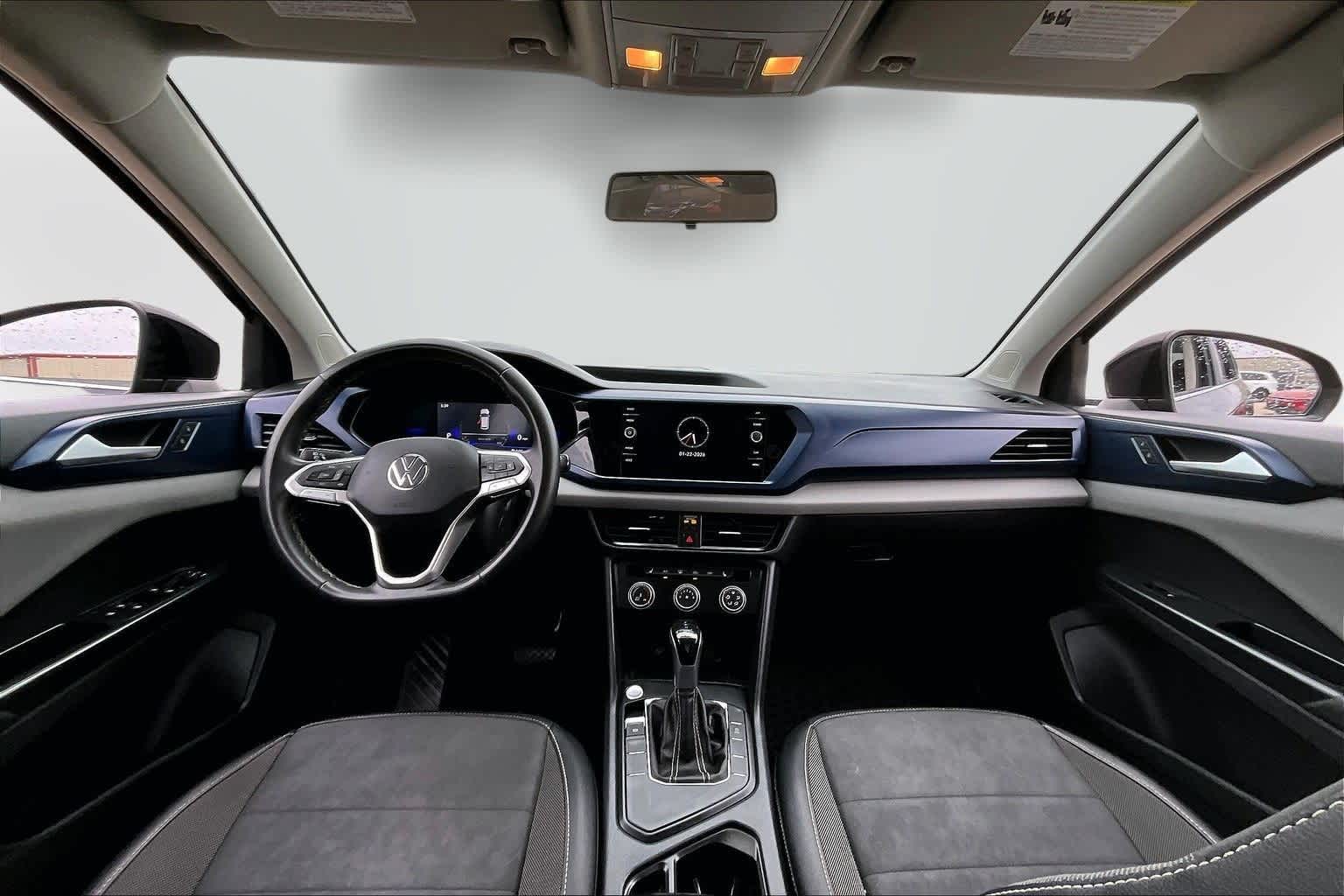 Thumbnail: 2022 Volkswagen Taos - 14