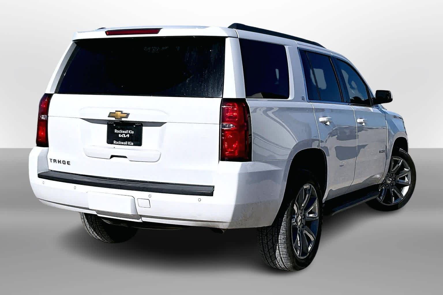 Thumbnail: 2016 Chevrolet Tahoe - 2