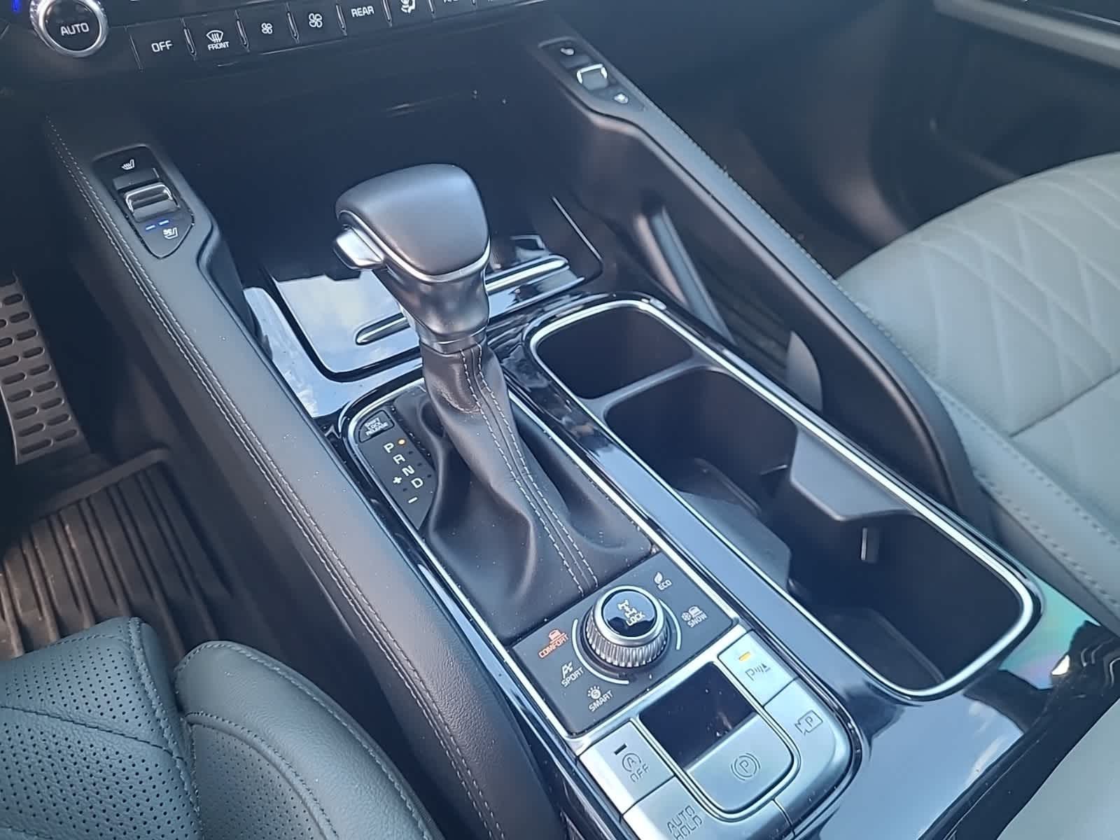 2024 Kia Telluride SX 14