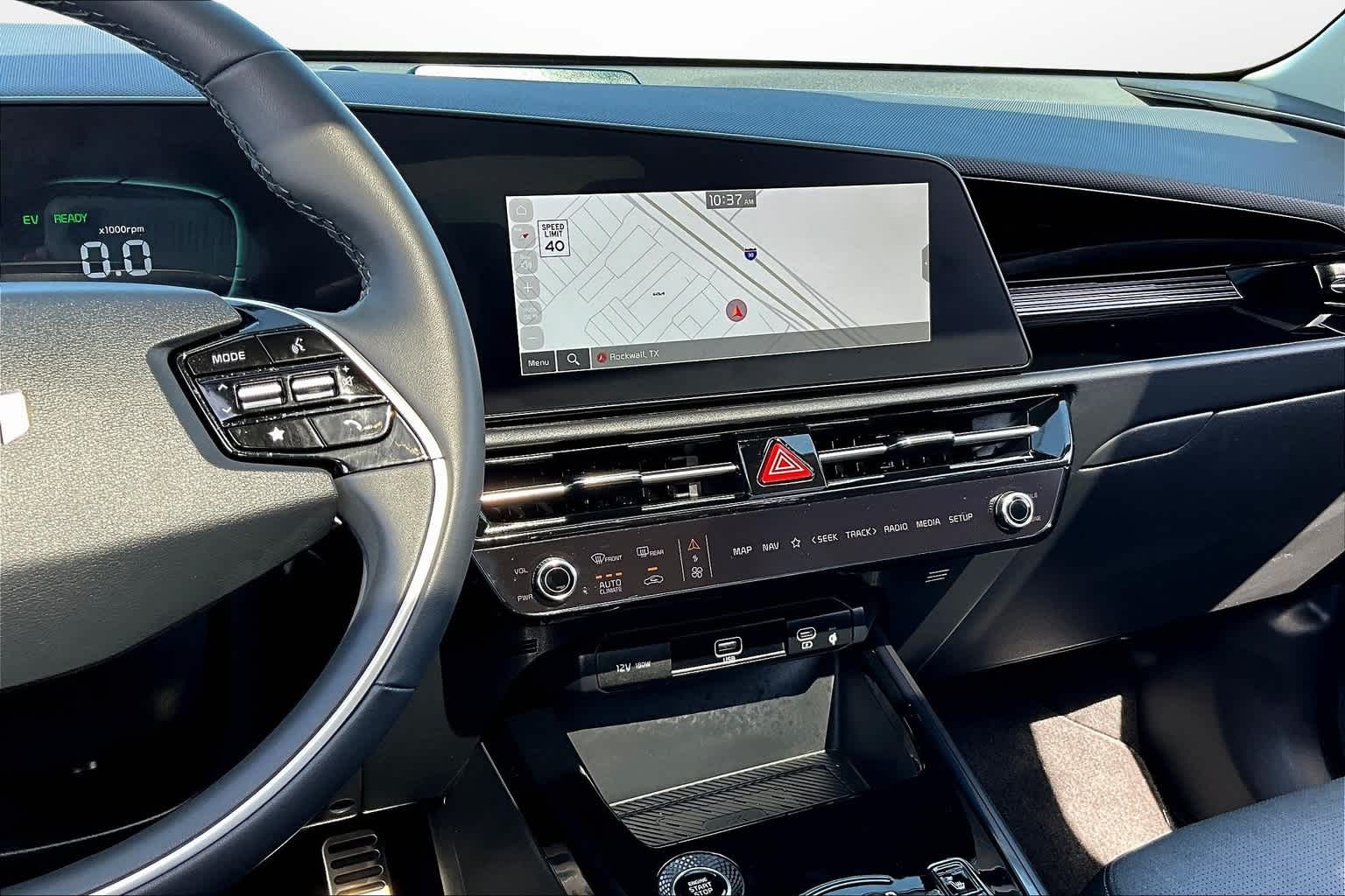 2023 Kia Niro SX Touring 6