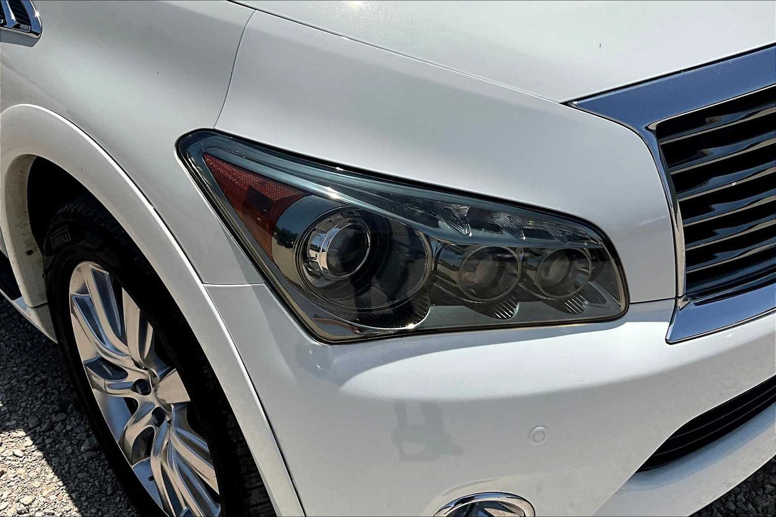 Thumbnail: 2013 INFINITI QX56 - 30
