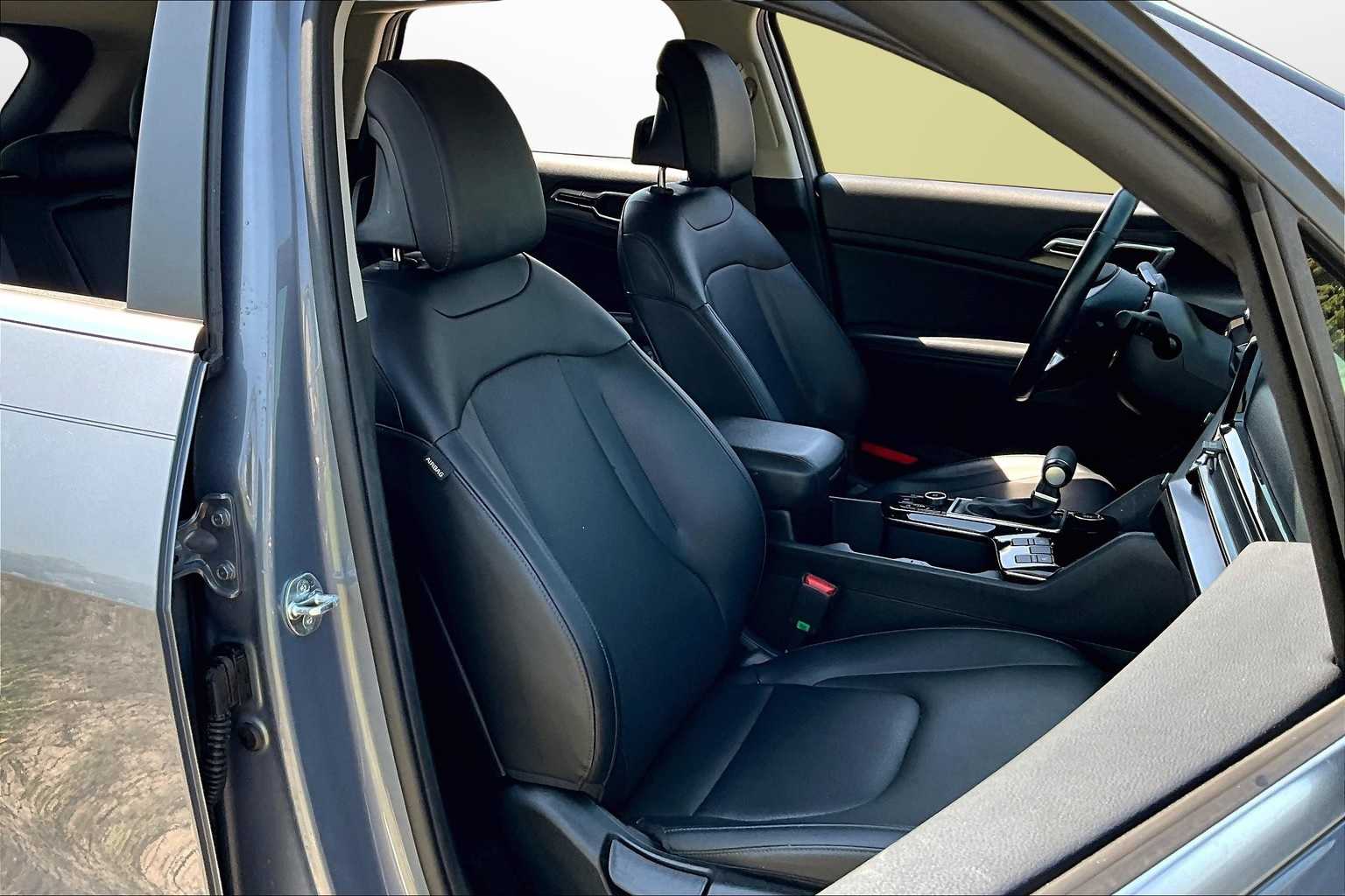 Thumbnail: 2023 Kia Sportage - 7