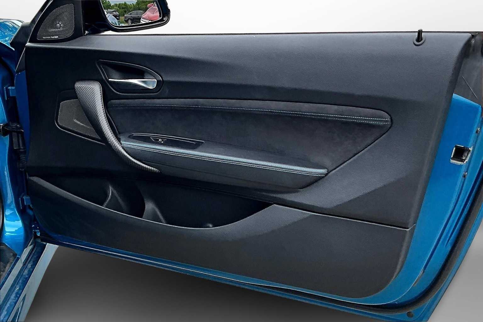 Thumbnail: 2018 BMW M2 - 18