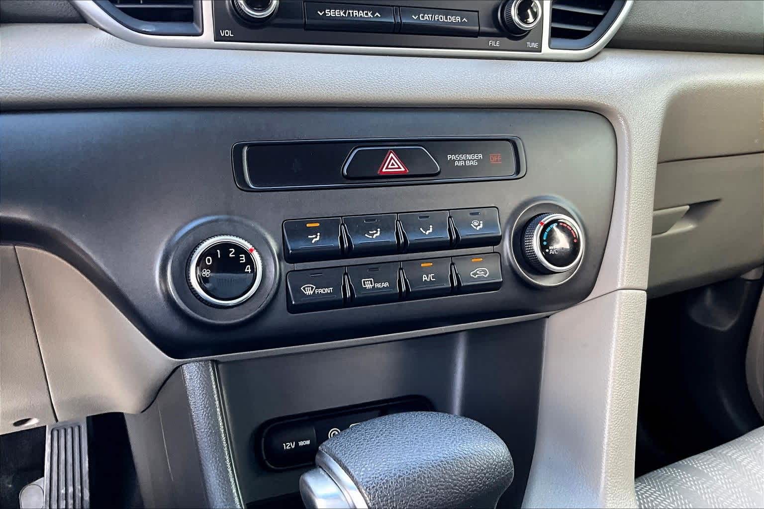 Thumbnail: 2017 Kia Sportage - 25