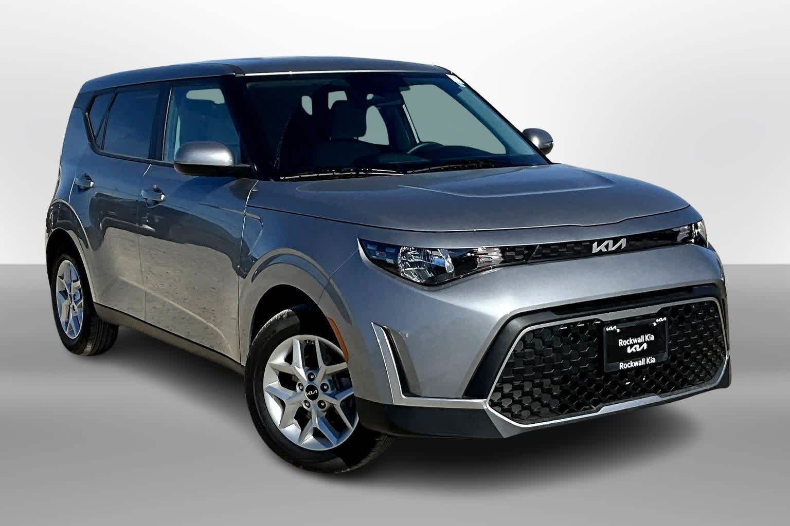 Thumbnail: 2023 Kia Soul - 10