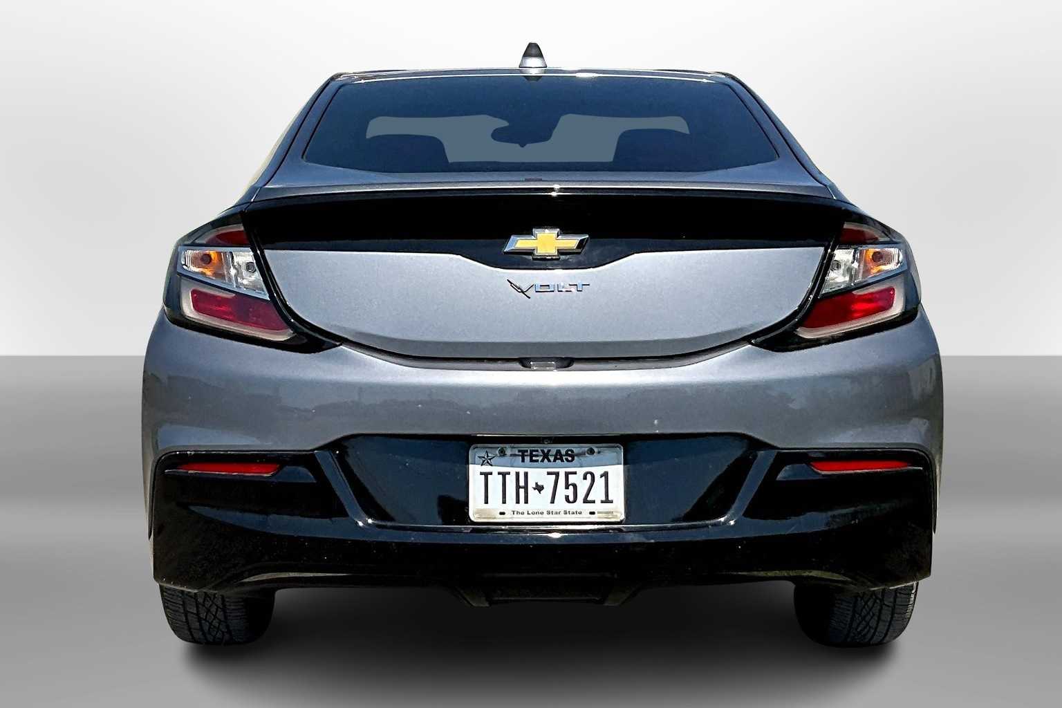 Thumbnail: 2018 Chevrolet Volt - 4