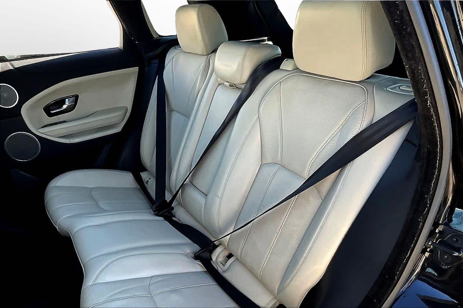 Thumbnail: 2019 Land Rover Range Rover Evoque - 26