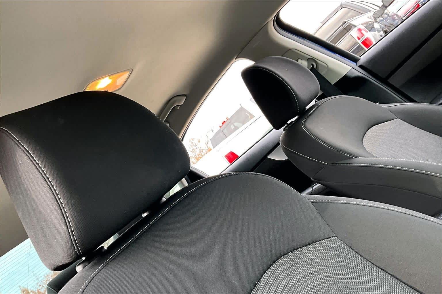 Thumbnail: 2022 Kia Forte - 15